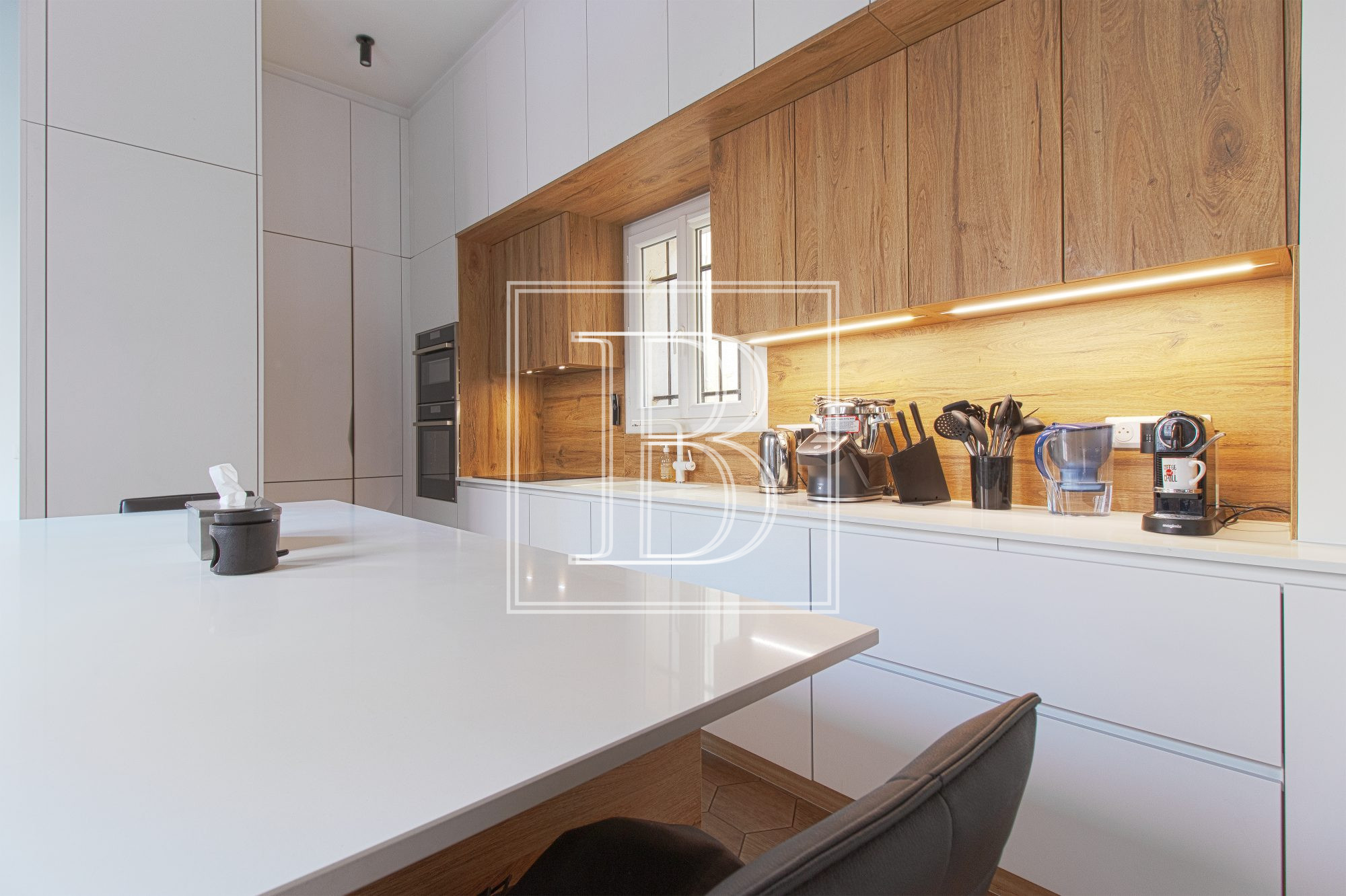 Appartement de standing, Marais Sainte-Avoye — vue 5
